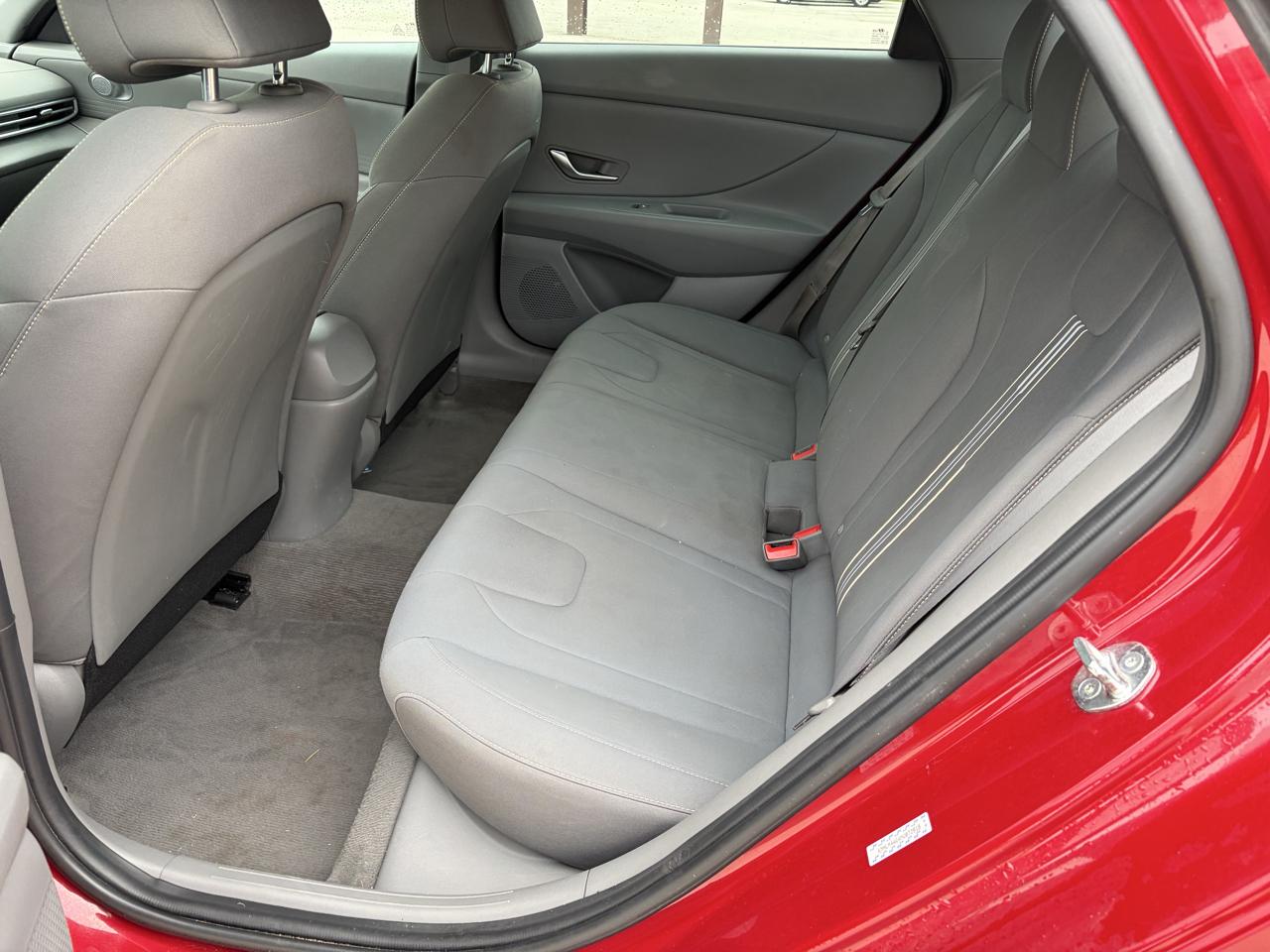 Hyundai Elantra SEL IVT *Ltd Avail* 2021