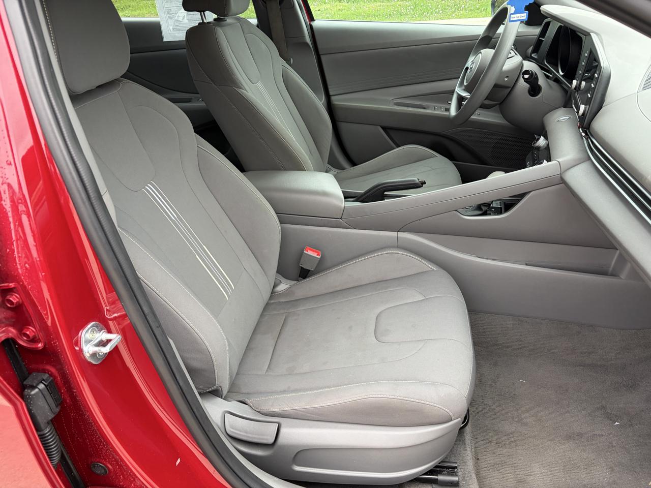 Hyundai Elantra SEL IVT *Ltd Avail* 2021