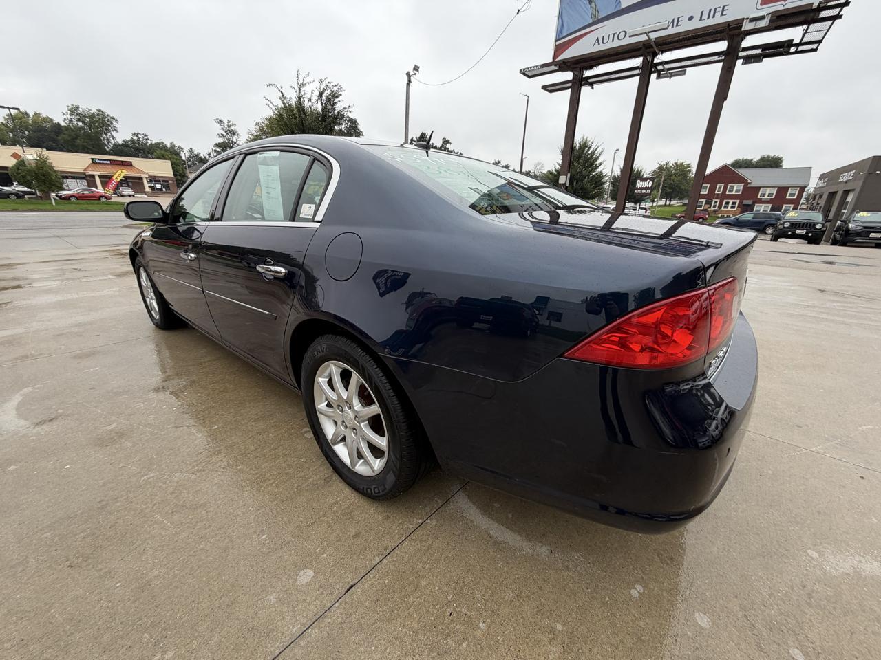 Buick Lucerne 4dr Sdn V6 CXL 2008