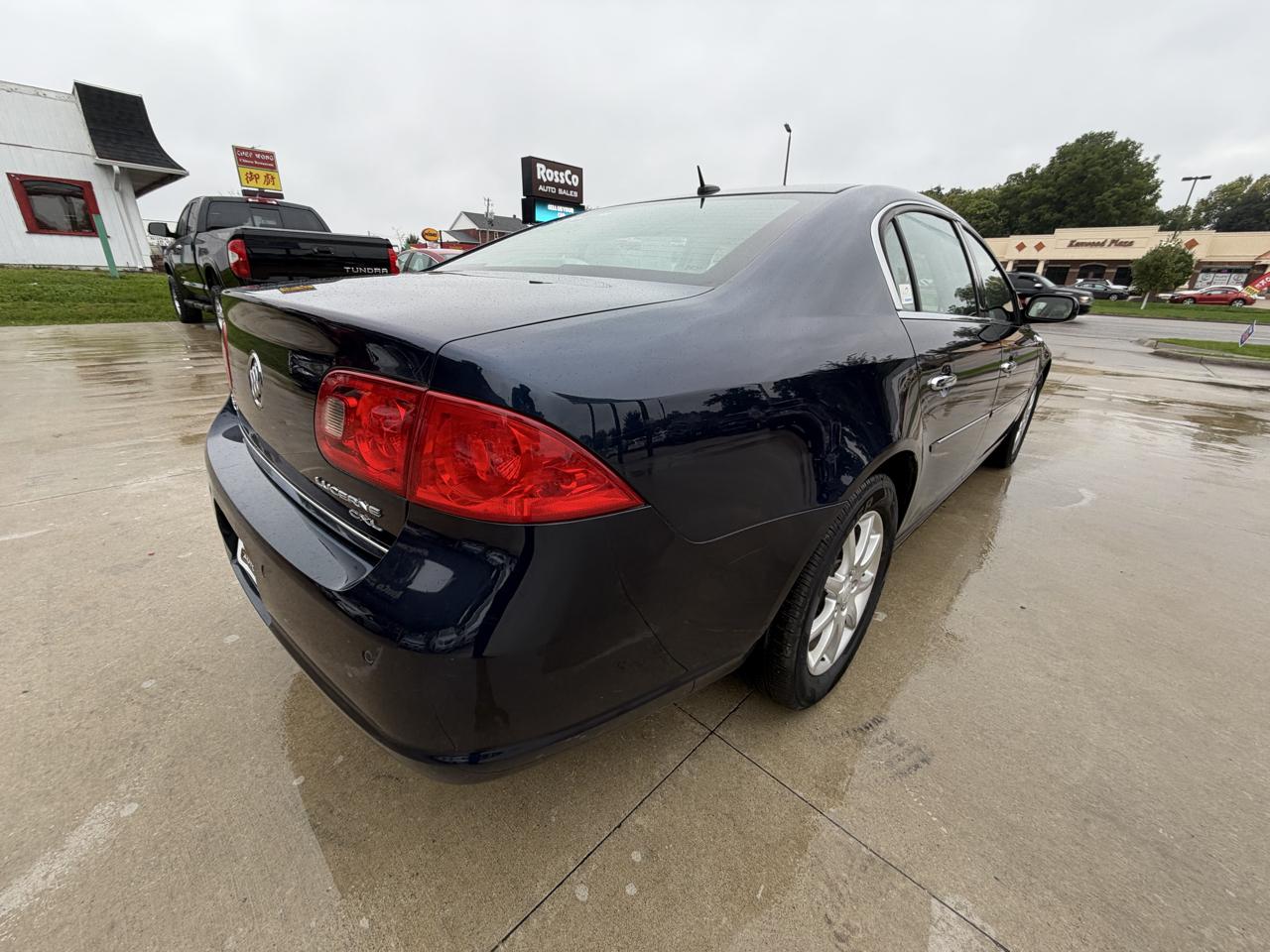 Buick Lucerne 4dr Sdn V6 CXL 2008