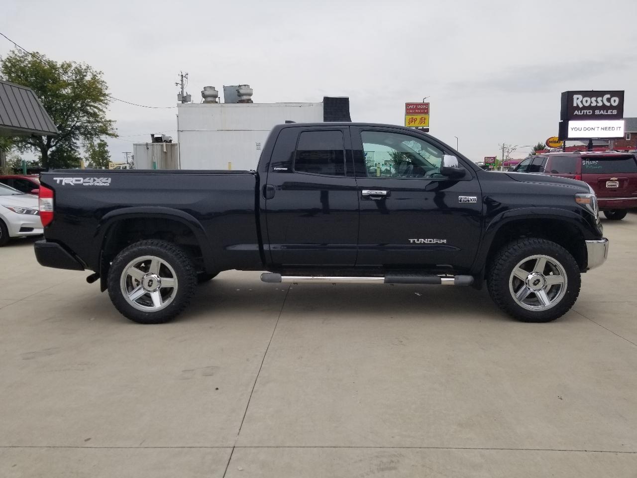 Toyota Tundra 4WD Limited Double Cab 6.5' Bed 5.7L (Natl) 2020