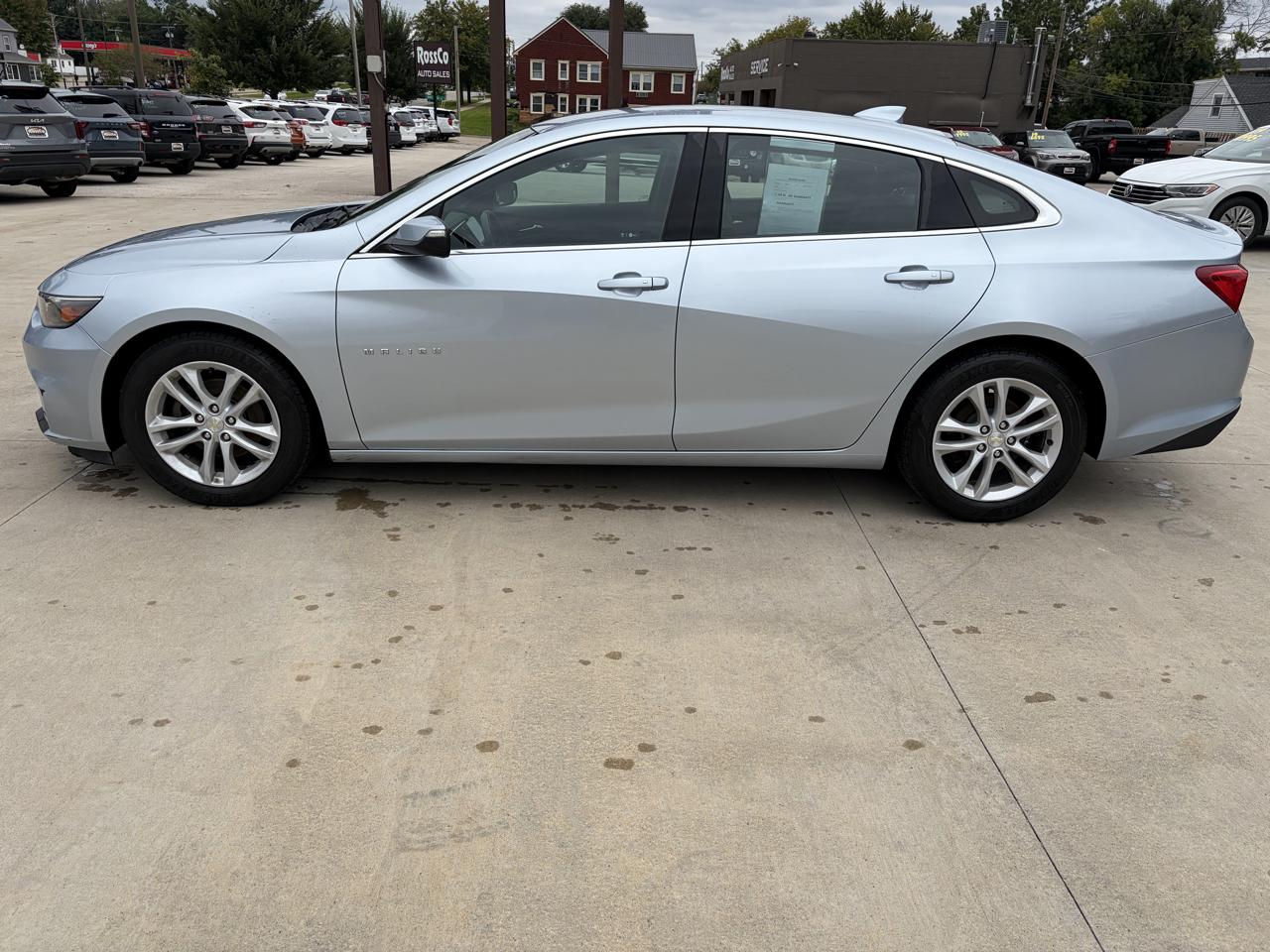 Chevrolet Malibu 4dr Sdn LT w/1LT 2017