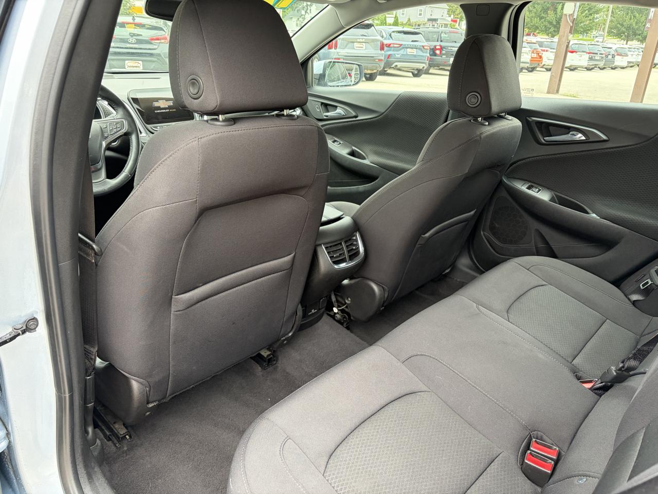 Chevrolet Malibu 4dr Sdn LT w/1LT 2017