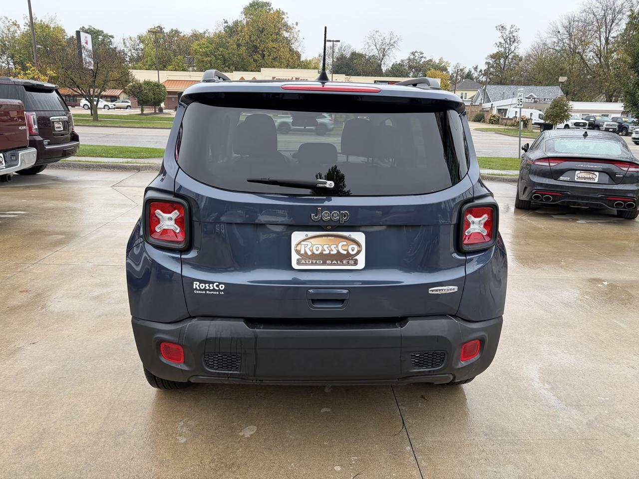 Jeep Renegade Latitude FWD 2020