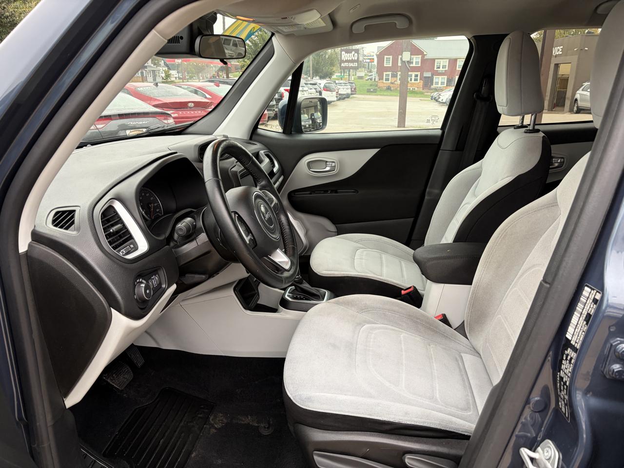 Jeep Renegade Latitude FWD 2020