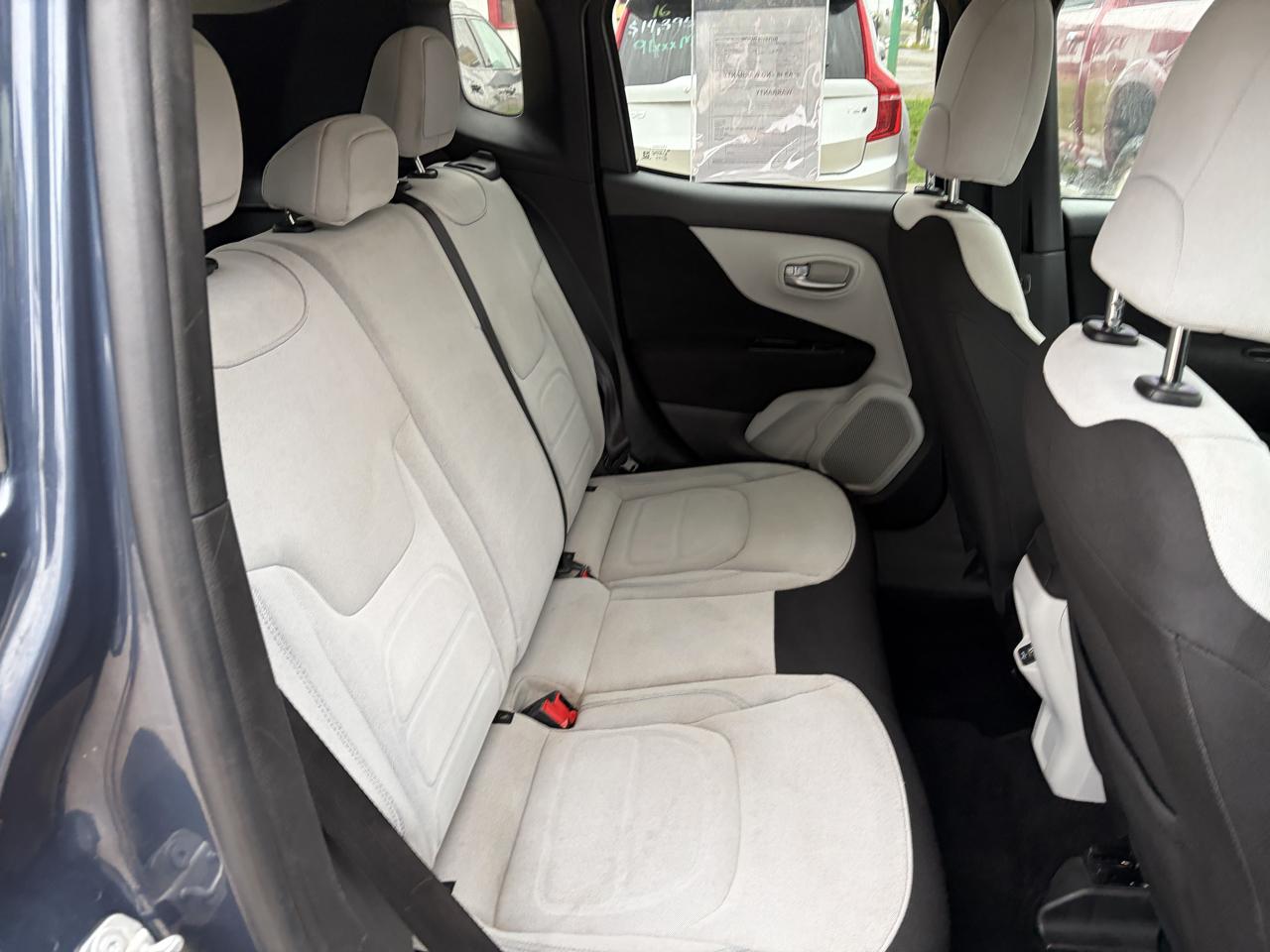 Jeep Renegade Latitude FWD 2020