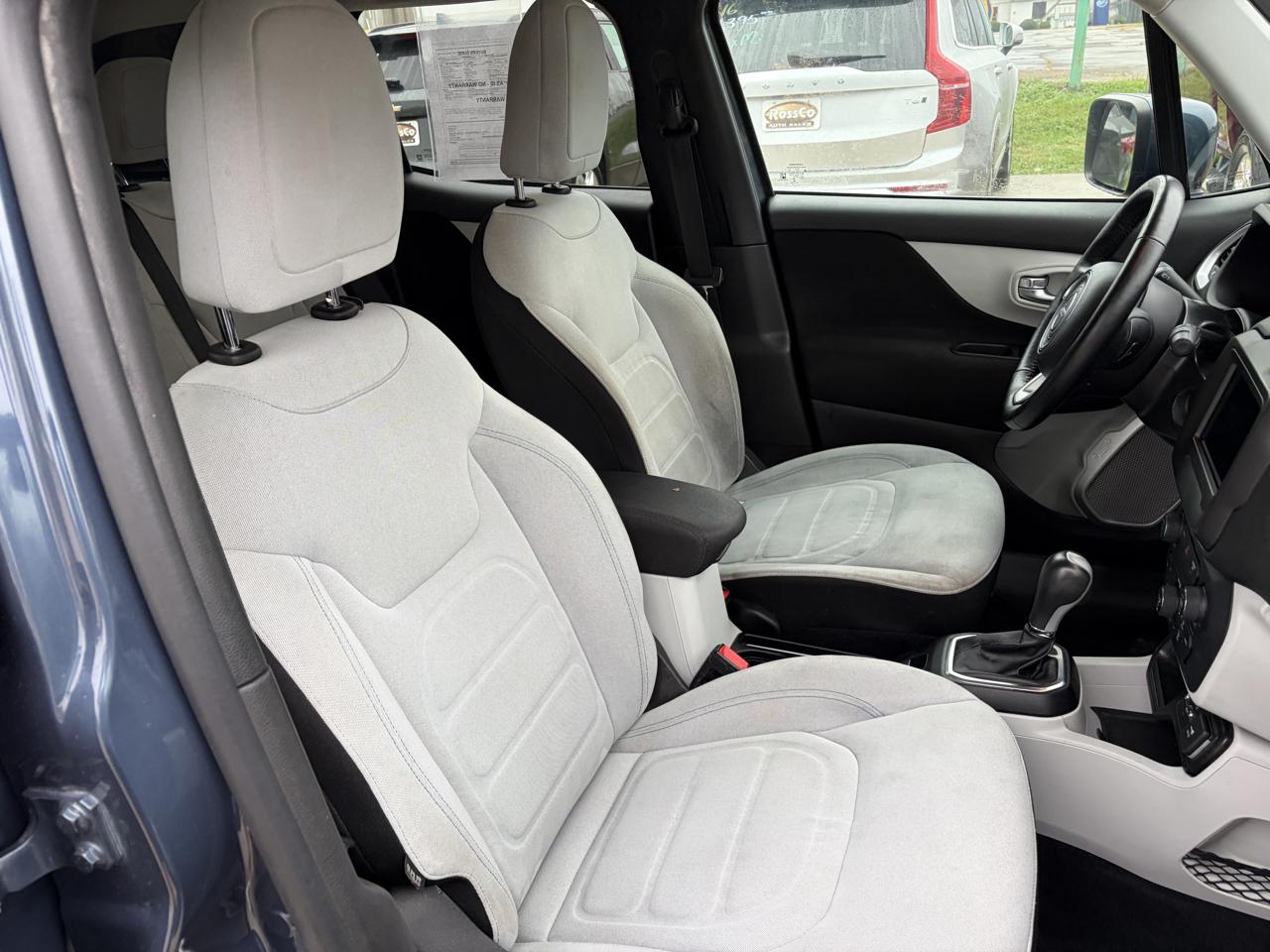 Jeep Renegade Latitude FWD 2020
