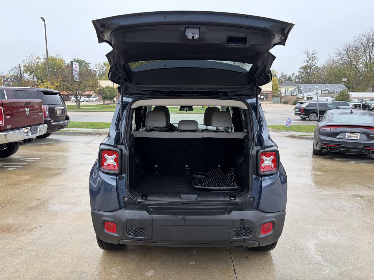 Jeep Renegade Latitude FWD 2020