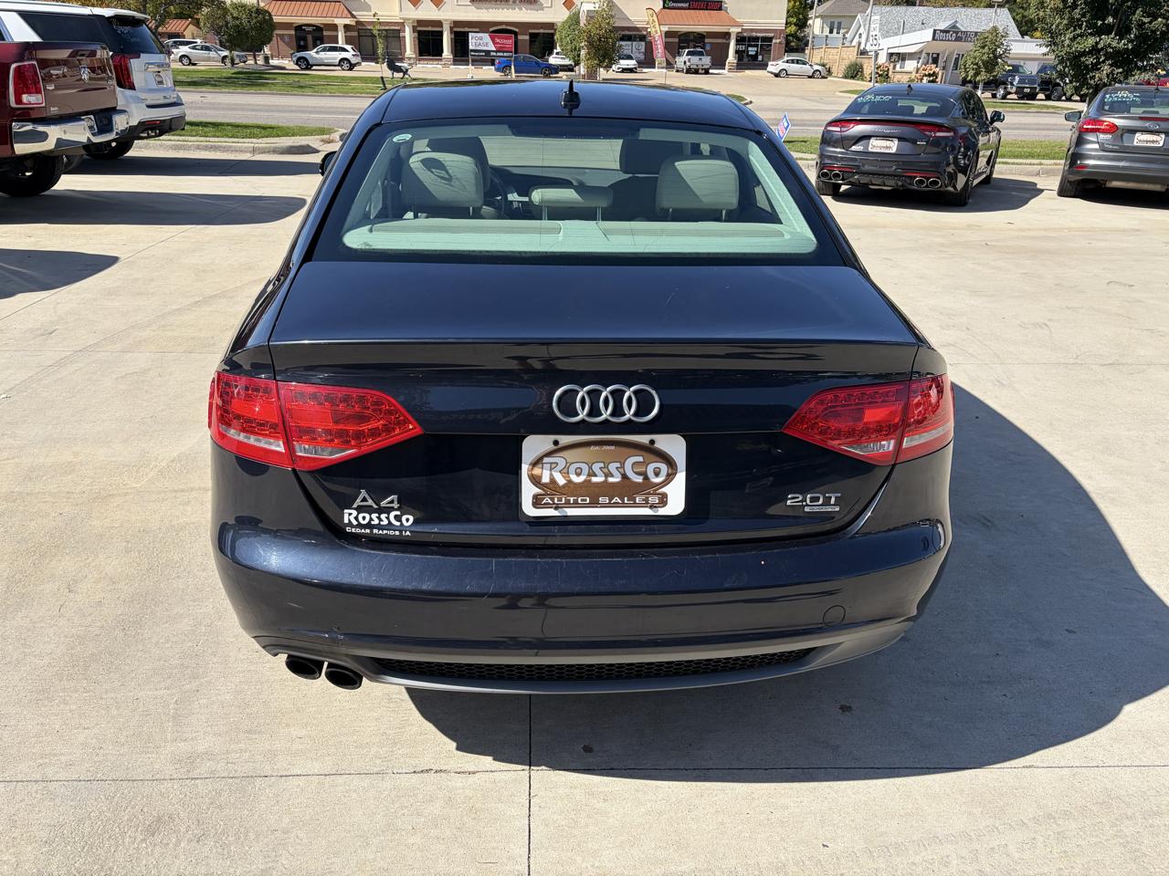 Audi A4 4dr Sdn Auto quattro 2.0T Premium Plus 2012