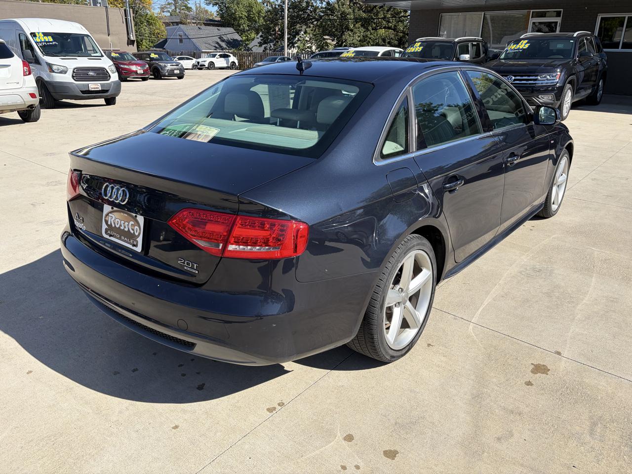 Audi A4 4dr Sdn Auto quattro 2.0T Premium Plus 2012