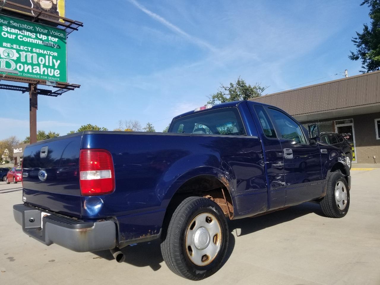 Ford F-150 2WD Reg Cab 126" XL 2008