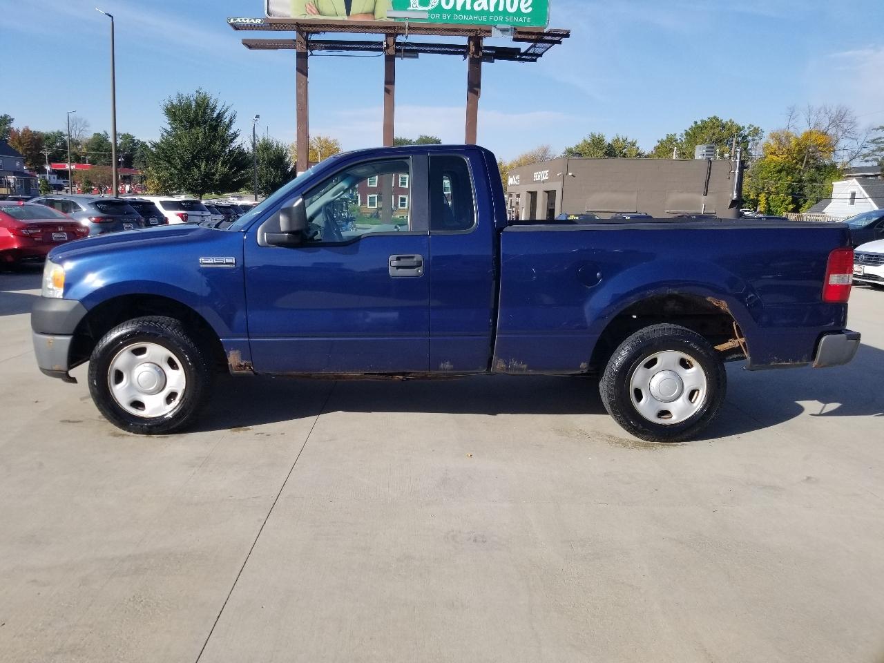Ford F-150 2WD Reg Cab 126" XL 2008