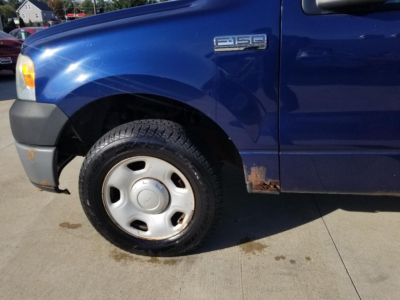Ford F-150 2WD Reg Cab 126" XL 2008