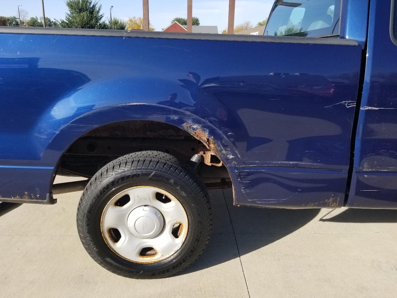 Ford F-150 2WD Reg Cab 126" XL 2008