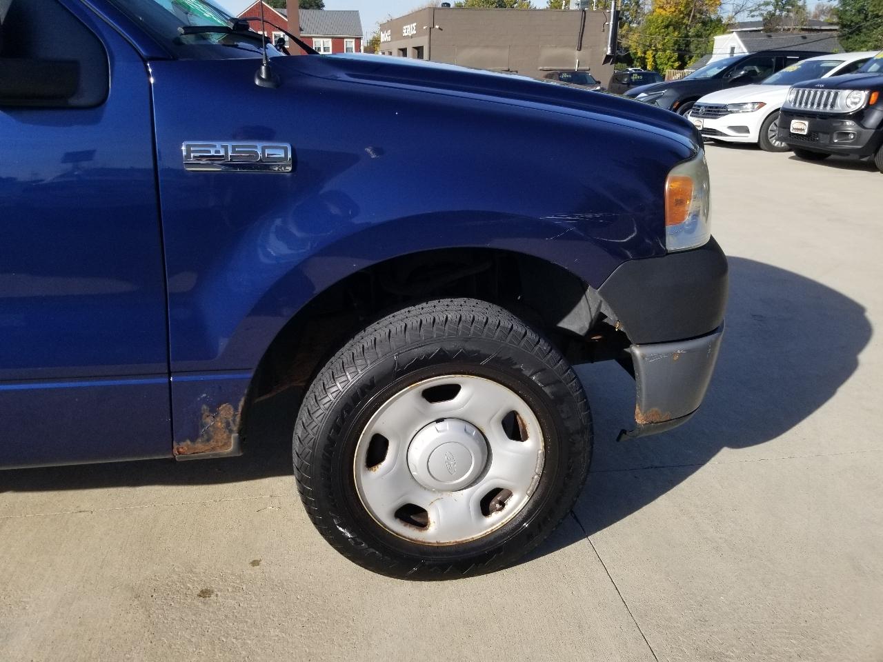 Ford F-150 2WD Reg Cab 126" XL 2008