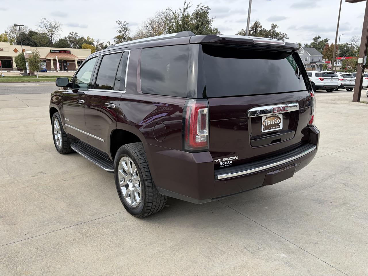 GMC Yukon 4WD 4dr Denali 2017