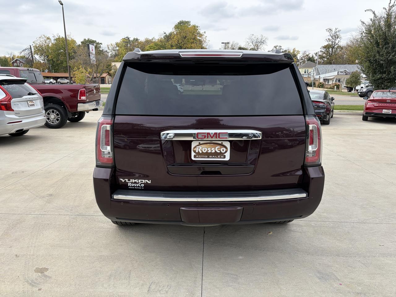GMC Yukon 4WD 4dr Denali 2017
