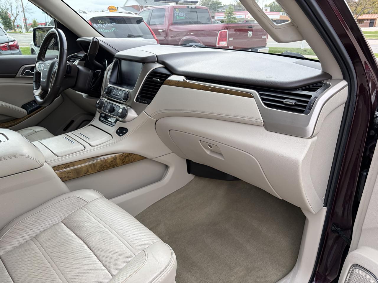 GMC Yukon 4WD 4dr Denali 2017