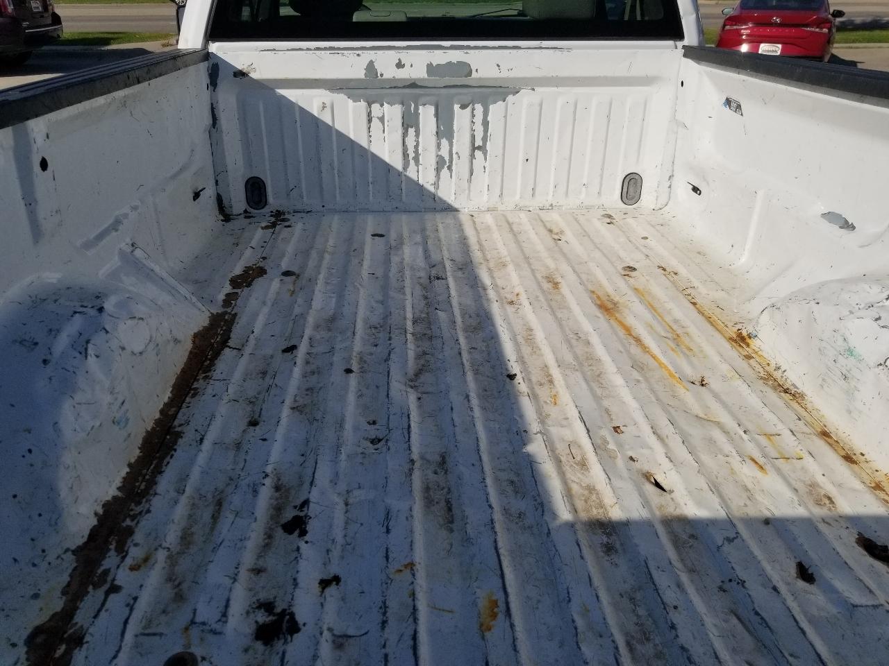 Ford F-150 4WD Reg Cab 141" XL 2010