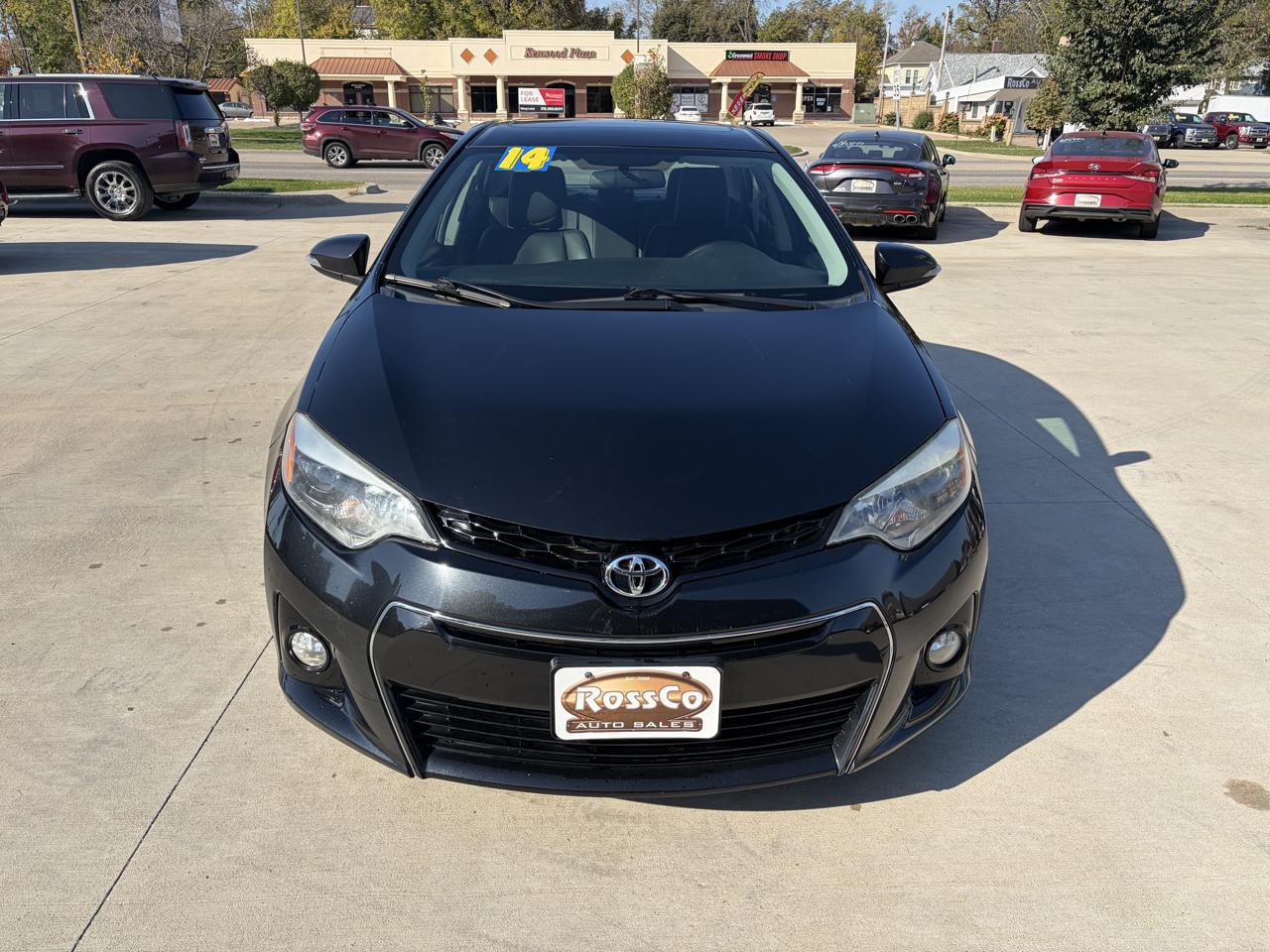 Toyota Corolla 4dr Sdn CVT S (Natl) 2014