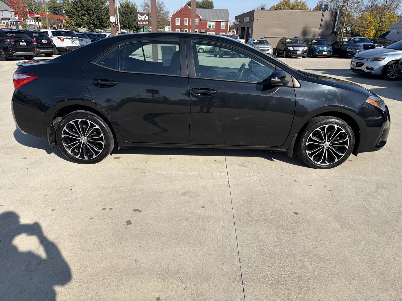 Toyota Corolla 4dr Sdn CVT S (Natl) 2014