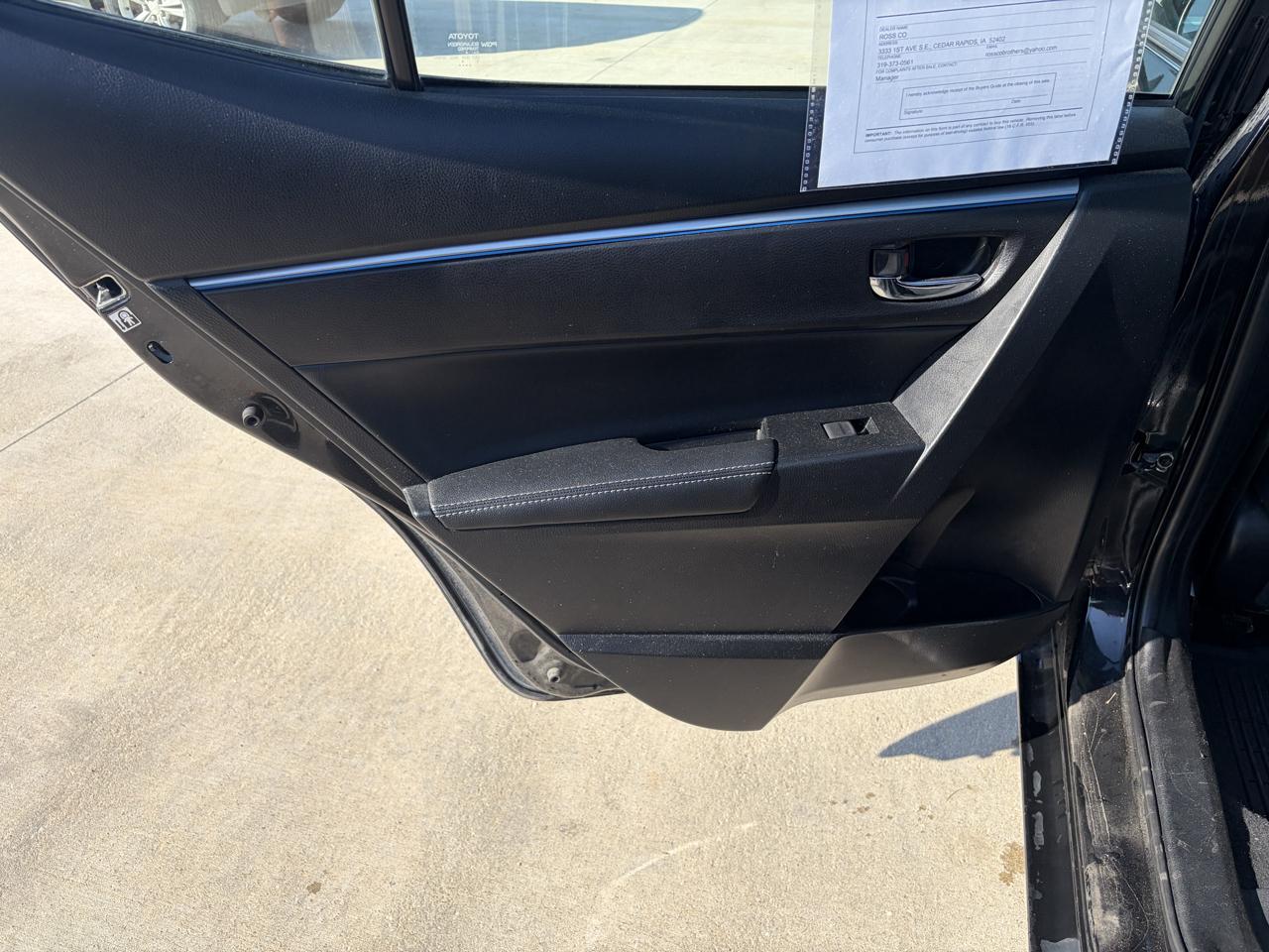 Toyota Corolla 4dr Sdn CVT S (Natl) 2014