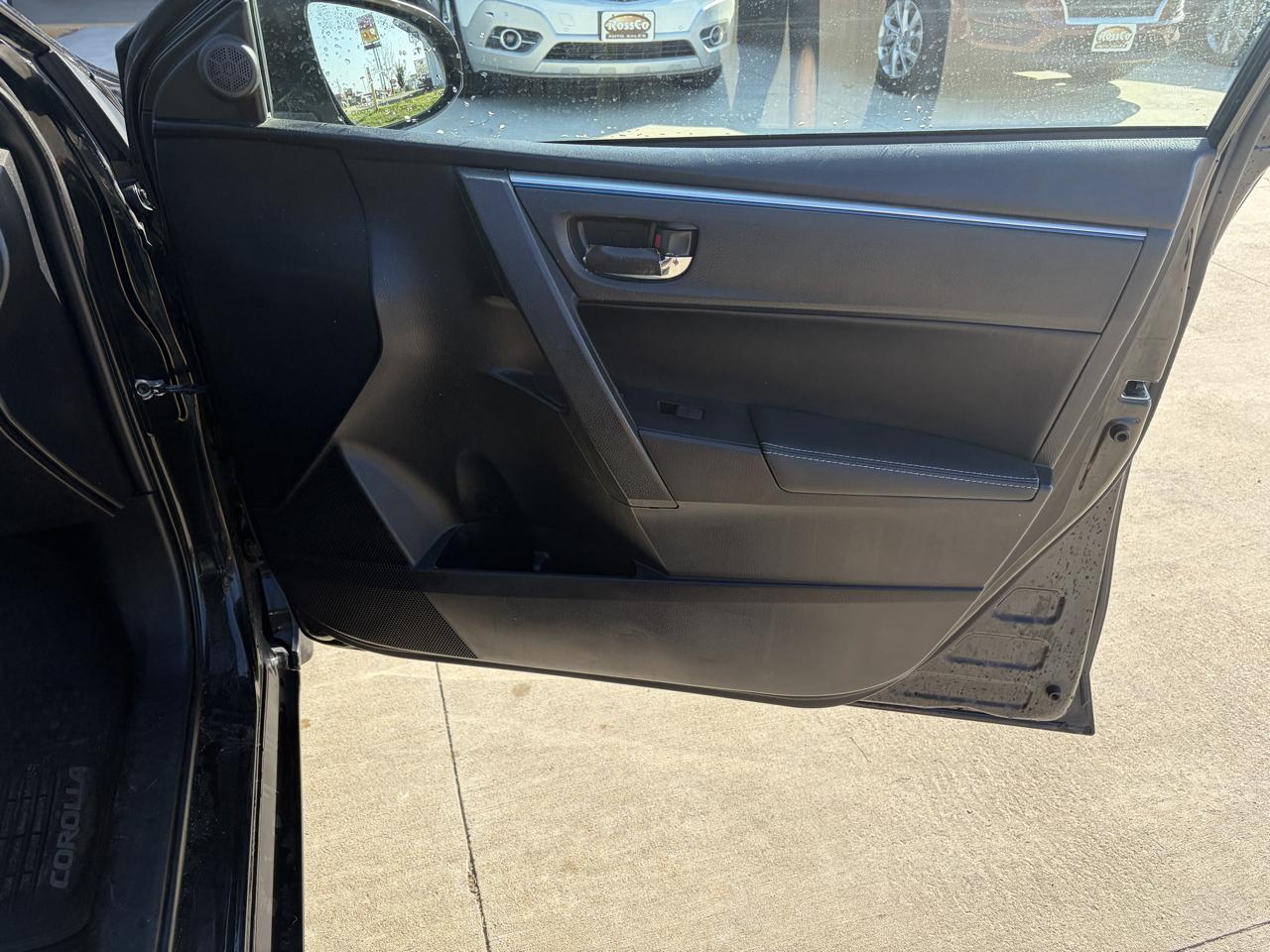 Toyota Corolla 4dr Sdn CVT S (Natl) 2014