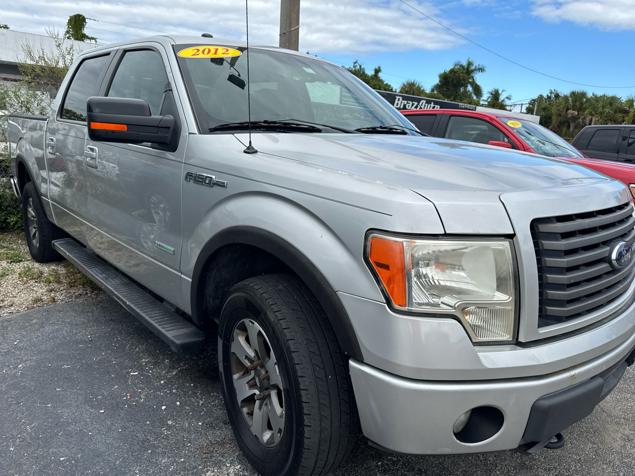 Ford F-150 XL SuperCrew 5.5-ft. Bed 4WD 2012