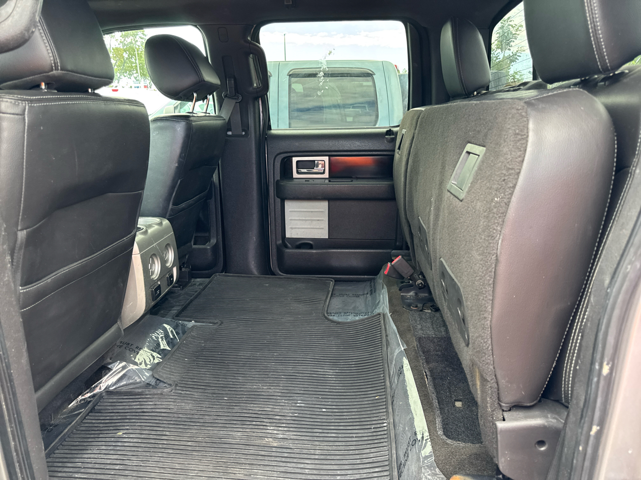 Ford F-150 XL SuperCrew 5.5-ft. Bed 4WD 2012