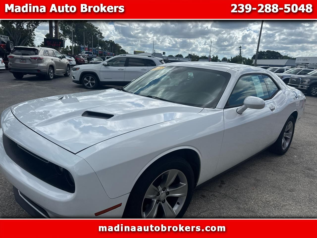 2015 Dodge Challenger SXT