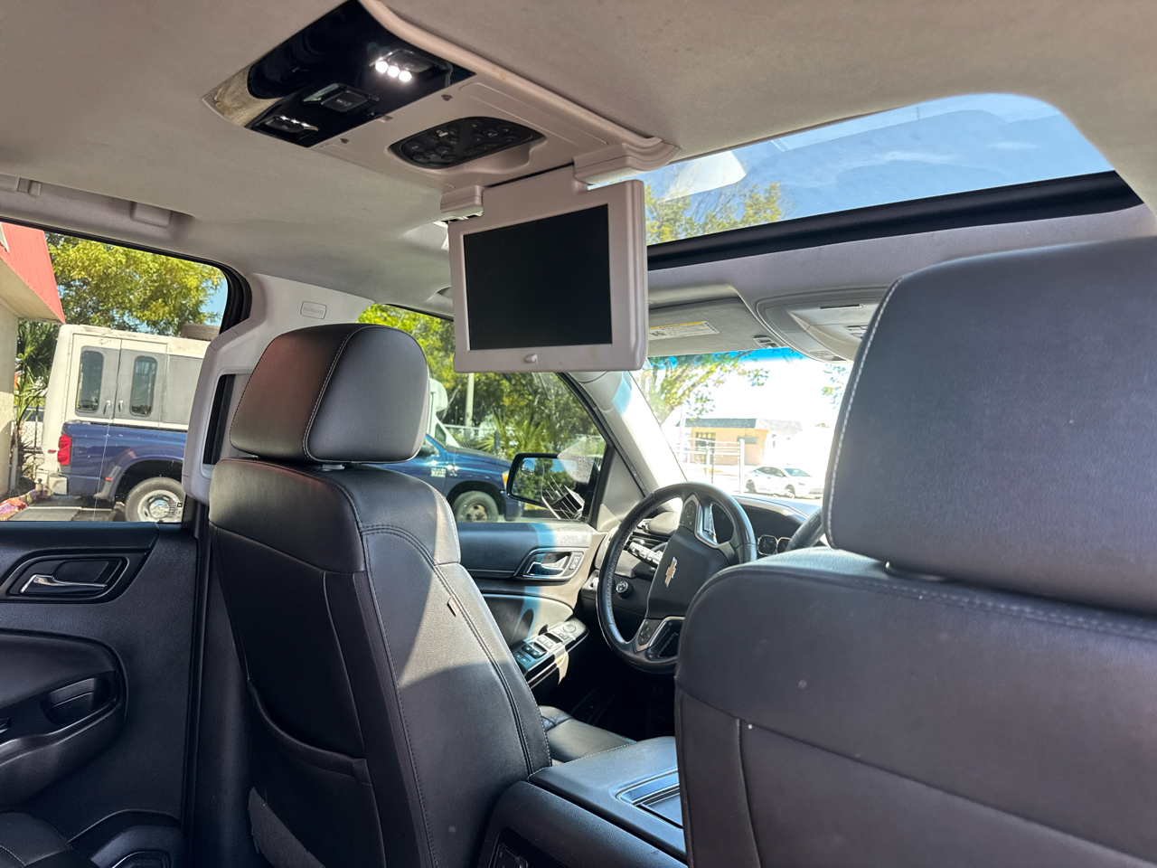 Chevrolet Suburban LT 4WD 2016