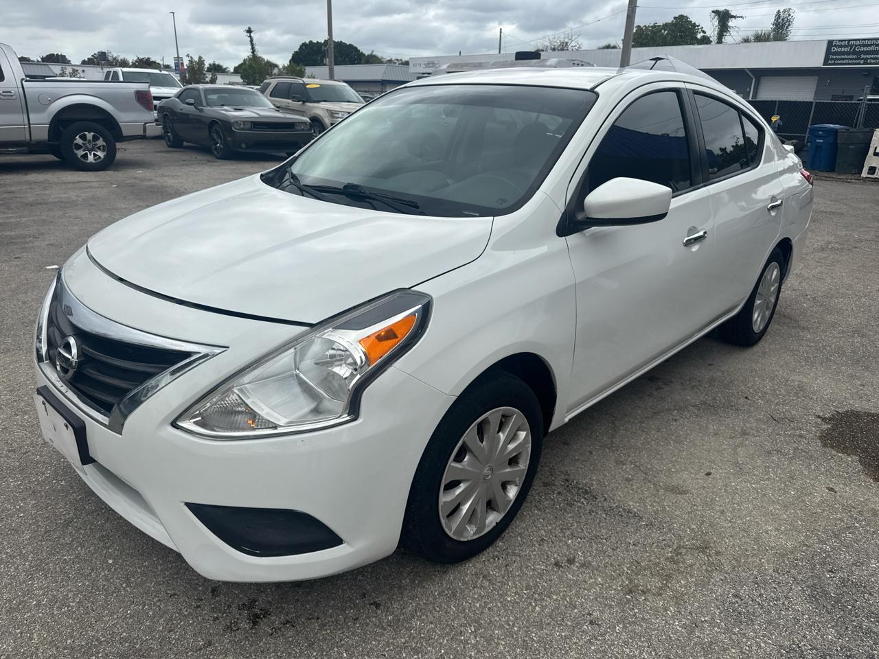 2016 Nissan Versa 