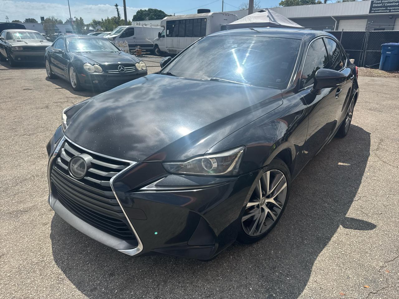 2018 Lexus IS 300 AWD