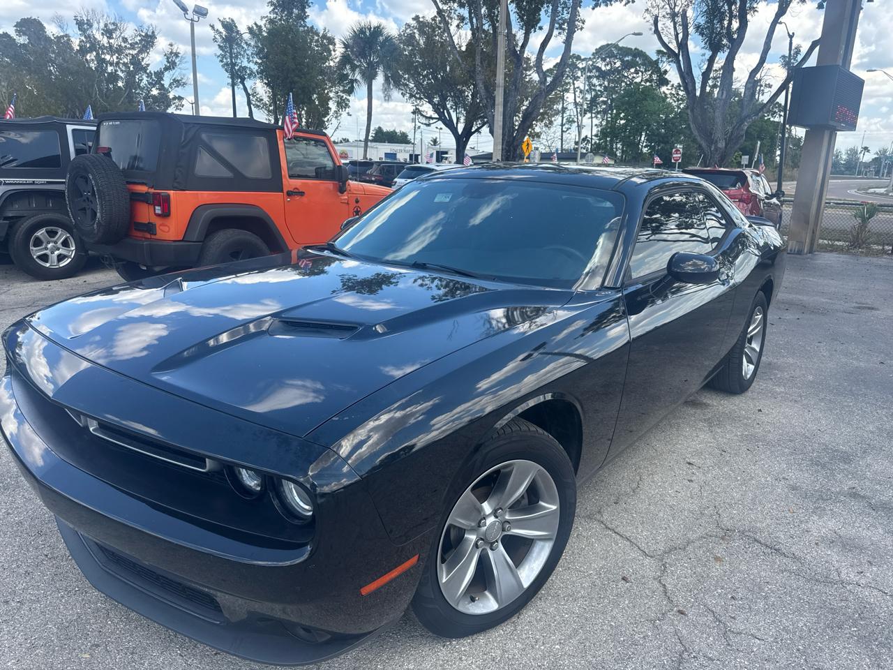 2019 Dodge Challenger SXT