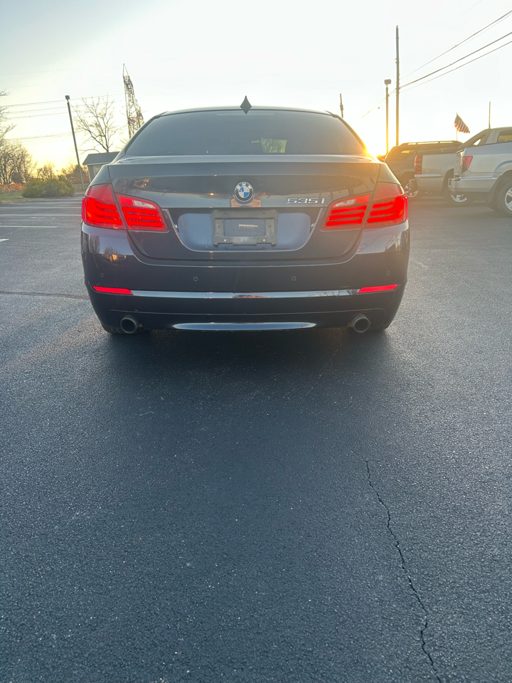 BMW 5-Series 535i 2011