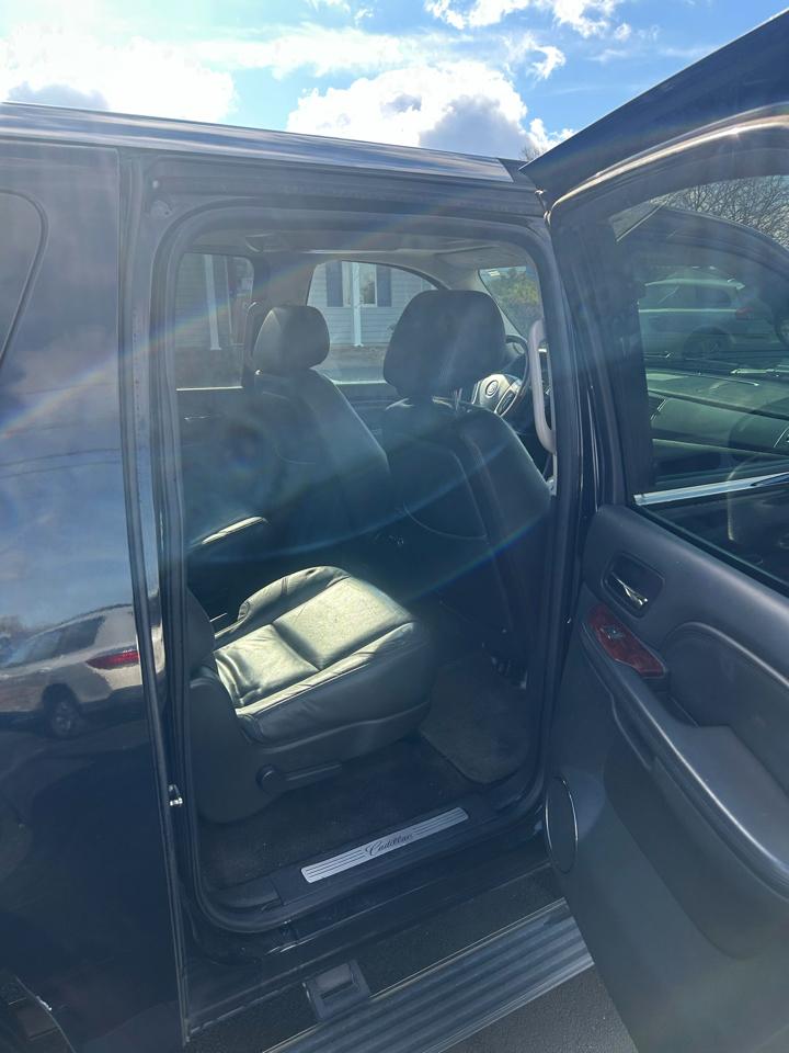 Cadillac Escalade ESV AWD Premium 2013