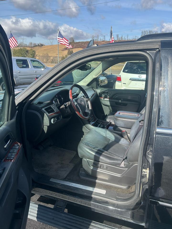 Cadillac Escalade ESV AWD Premium 2013