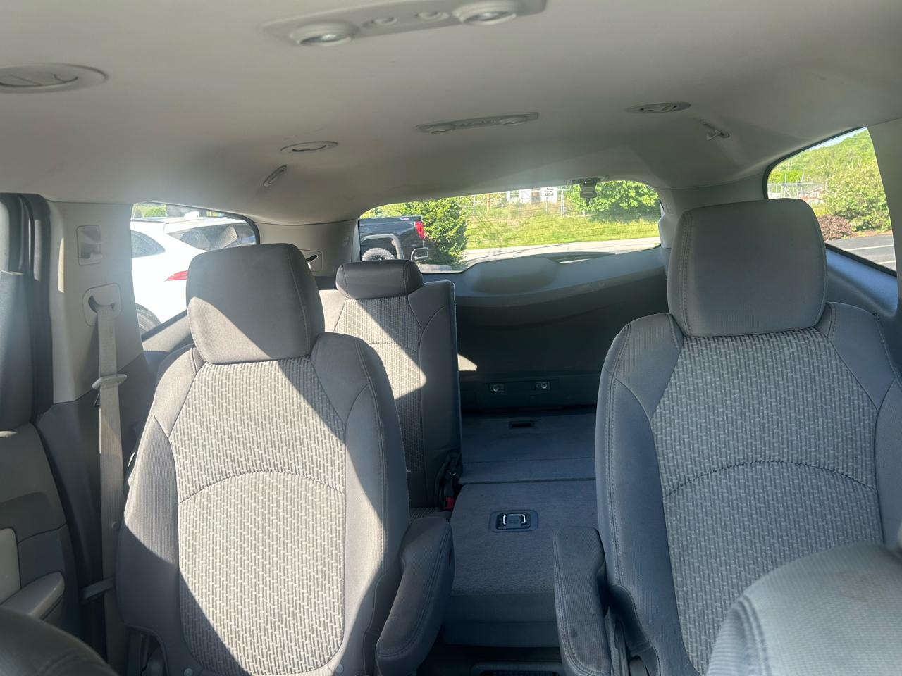 Chevrolet Traverse 2LT AWD 2011