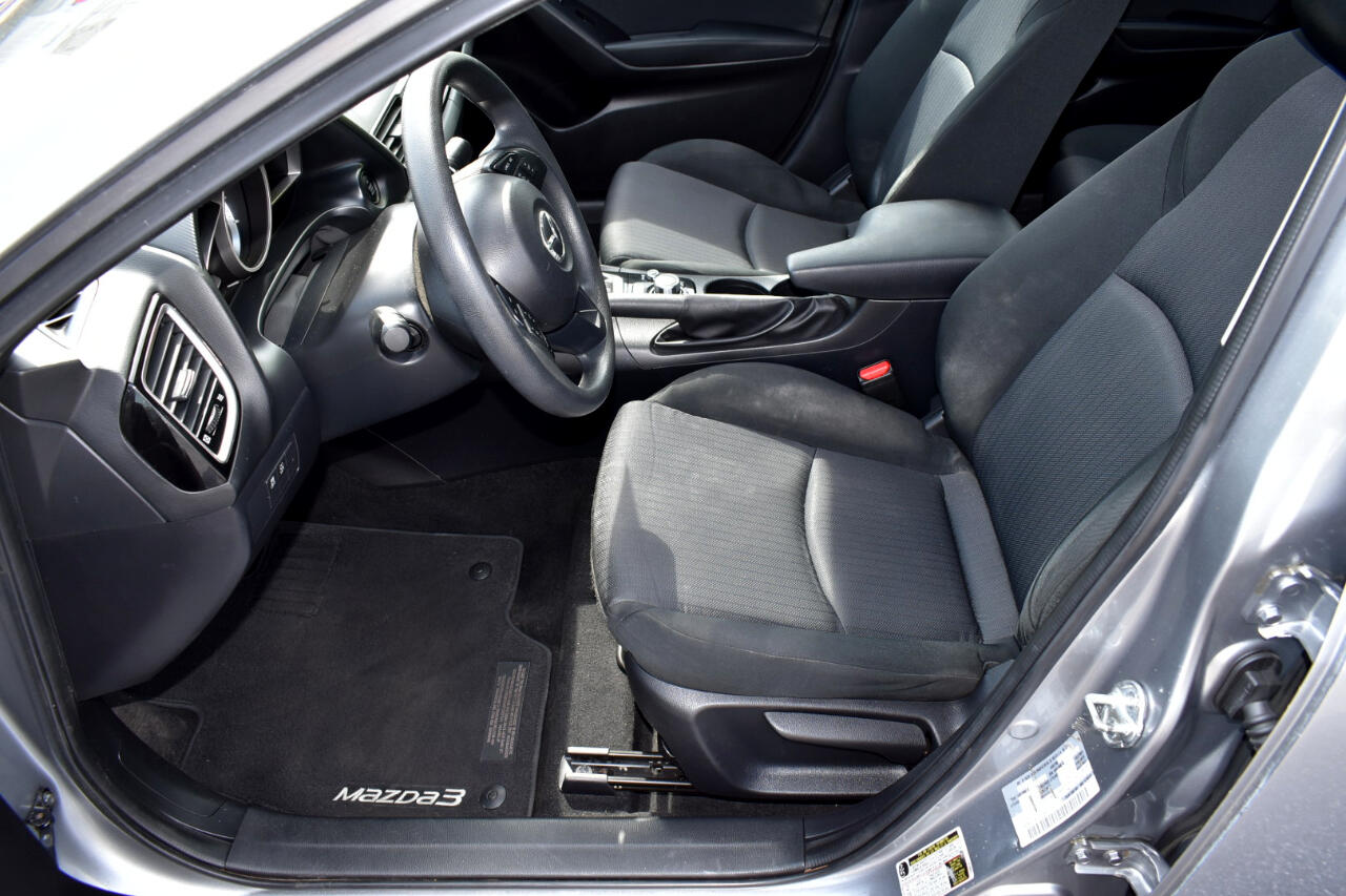 Mazda MAZDA3 i Sport AT 4-Door 2015 Mazda MAZDA3 i Sport AT 4-Door 2015