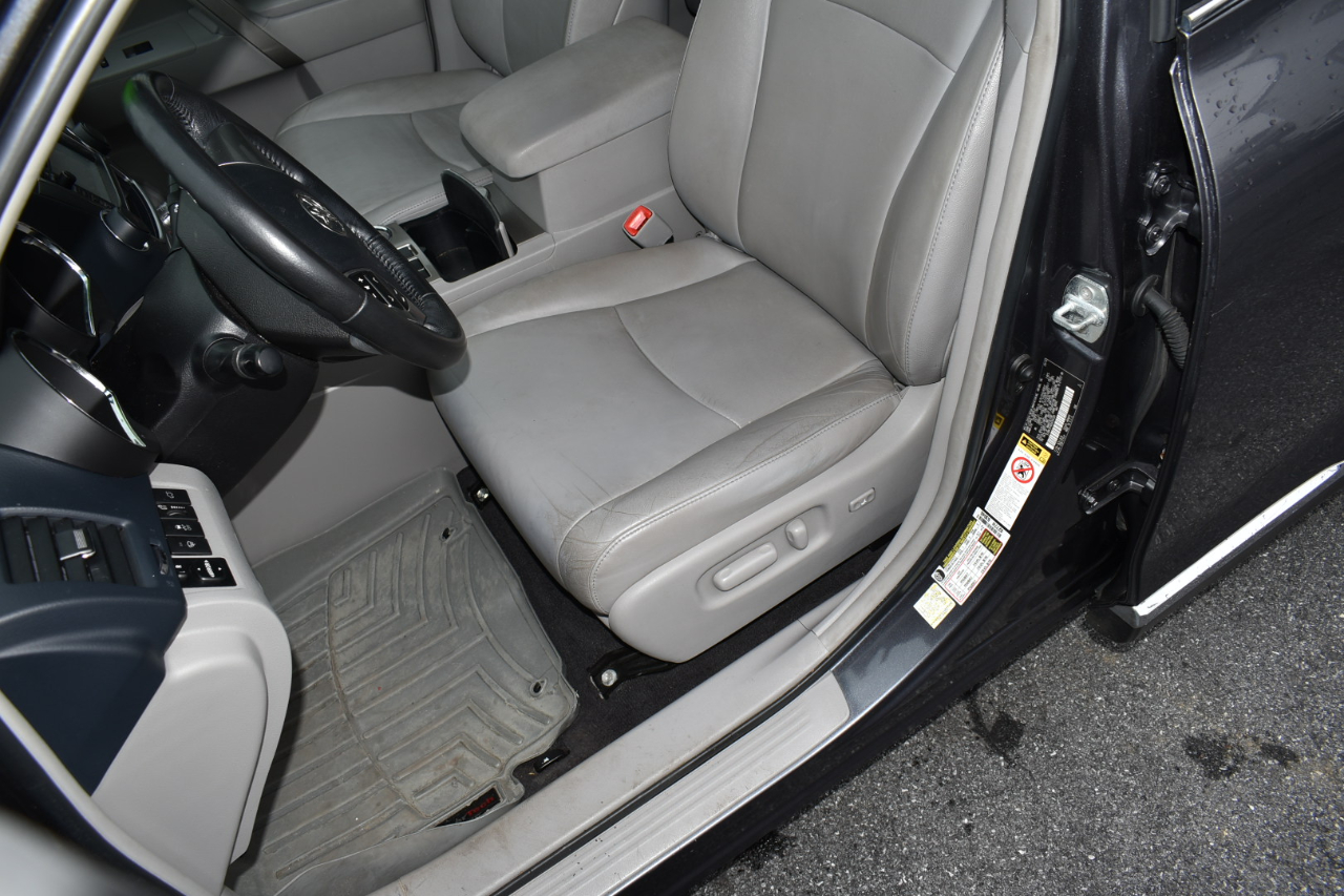 Toyota Highlander  2013