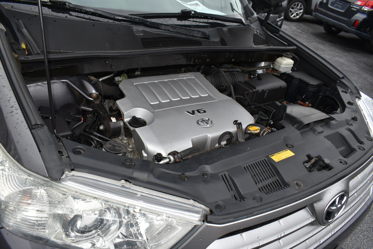 Toyota Highlander  2013