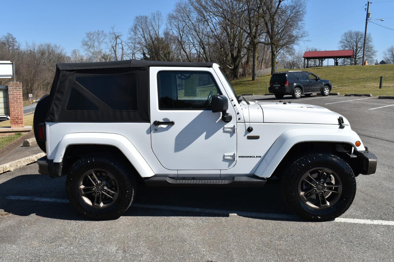 Jeep Wrangler Sahara 4WD 2017