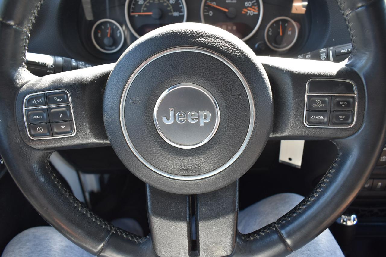 Jeep Wrangler Sahara 4WD 2017