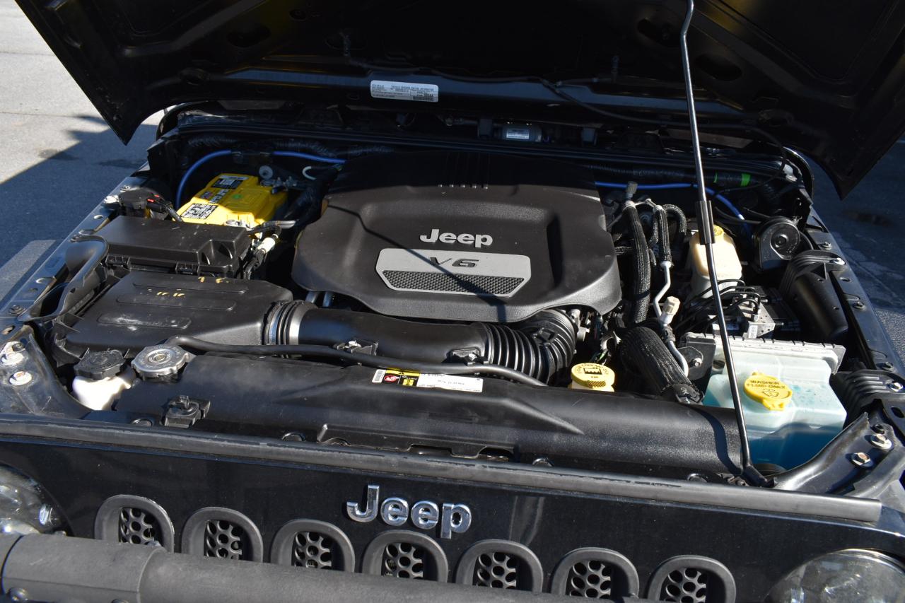 Jeep Wrangler Unlimited Sport 4WD 2016