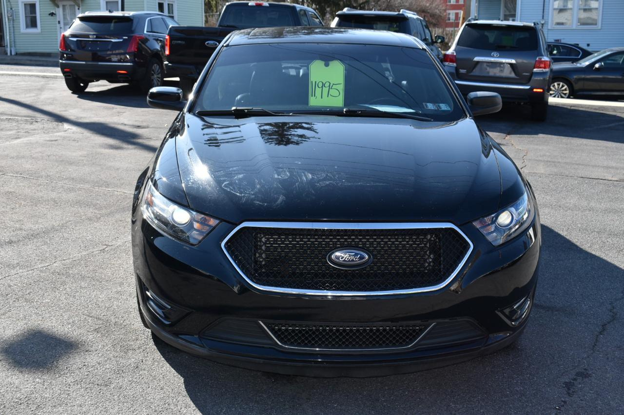 Ford Taurus SHO AWD 2016
