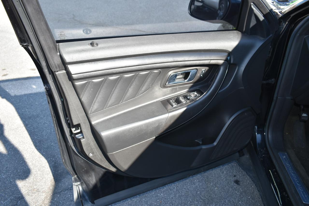 Ford Taurus SHO AWD 2016