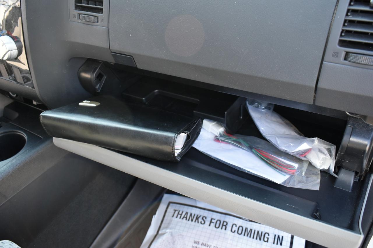 Toyota Tundra Tundra-Grade CrewMax 4.6L 2WD 2013