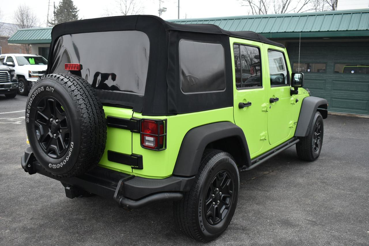 Jeep Wrangler Unlimited Sahara 4WD 2013