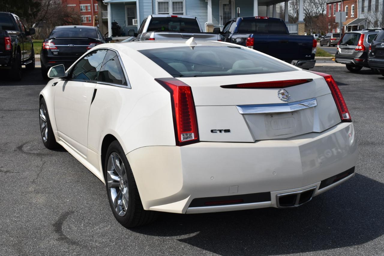 Cadillac CTS Base Coupe 2012
