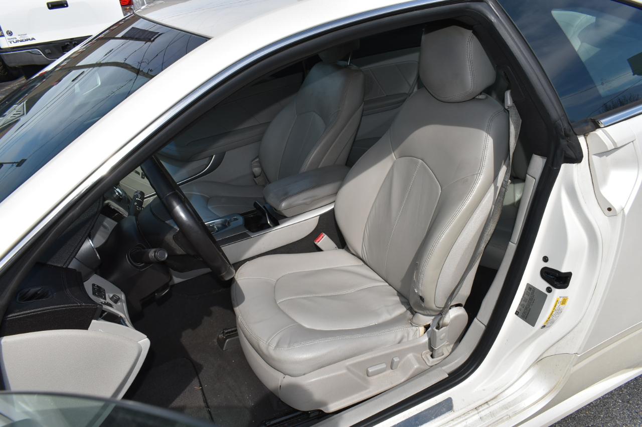 Cadillac CTS Base Coupe 2012